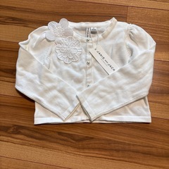 新品！日本未発売！Janie and Jack ホワイトカーディガン100サイズの画像