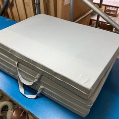 3つ折りマットレス⭐︎特価品⭐︎在庫14枚有り！【345】