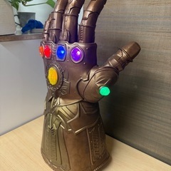 【HASBRO製 サノス インフィニティ・ガントレット】LED発光・動作確認済｜アベンジャーズ エンドゲーム MARVEL公式の画像