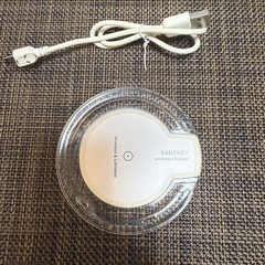 中古品‼️スマホワイヤレス充電器USB