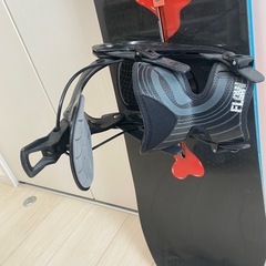 BURTONのスノーボードの画像