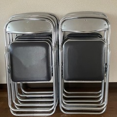 [交渉中]パイプ椅子　10脚　差し上げます