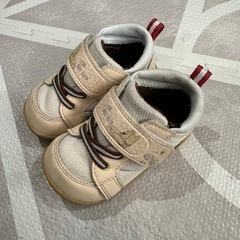 13.5EEcm moonstar プーさんスニーカーの画像