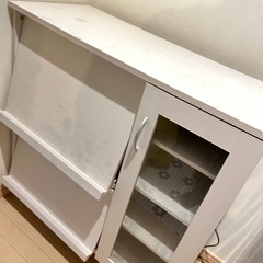 キッチン収納棚