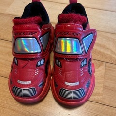 kids消防スニーカー17ぐらい？