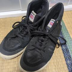 ハイカット軽量　２８センチ