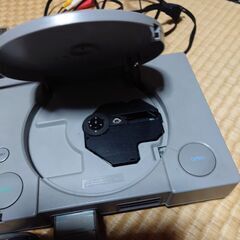 中古　SONY　プレイステーション　playstation　SCPH-7500の画像