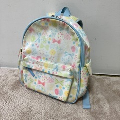 かわいいパステルカラー　女の子向けリュック
