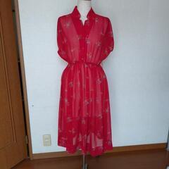 シフォン生地赤ワンピース（Мサイズ）の画像