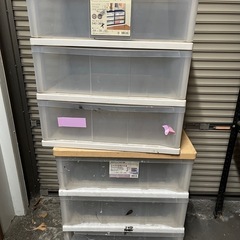 引き出しプラケース2個
