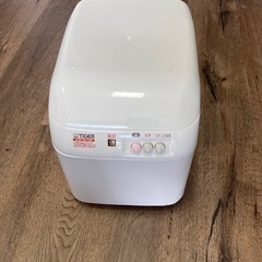 タイガー餅つき機　
