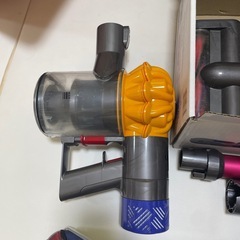 ダイソン　掃除機の画像