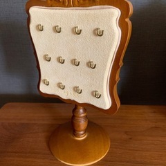 
アガットおうちでも飾って楽しめるジュエリースタンド