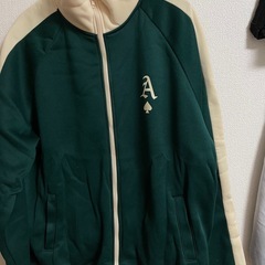 フェルトジャケットの画像