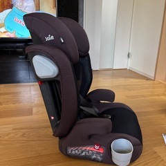 ジュニアシート