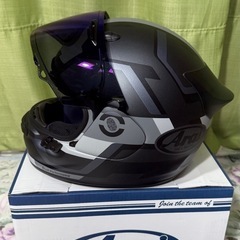フルフェイスヘルメットの画像