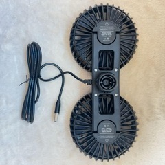 【未使用】車用扇風機 USB給電 後部座席 風量調整可能 360℃回転 ブラックの画像