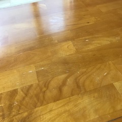 折り畳み式テーブルの画像
