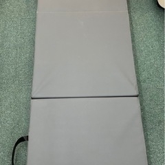 3つ折りマットレス　寝具　グレー　薄手　