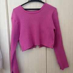 ピンク、カットソー