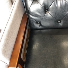 2人掛けソファー　キズヨゴレ有り　合皮　ブラウン×ブラック【取りに来れる方限定】の画像