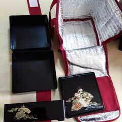 ピクニック、遠足、運動会などに　バスケット　三段重お弁当箱　ボトルクーラー　まとめての画像