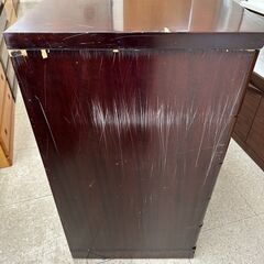 ★ジモティ割あり★TJ11572  タンス 赤茶 H103.5×D59×W110.5 クリーニング済み の画像