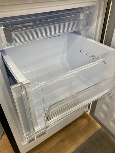 【トレファク高槻店】安心の1年間保証！取りに来られる方限定！ELSONIC（エルソニック）の２ドア冷蔵庫のご紹介です！