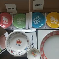 mozお皿セット＆アンパンマン小皿の画像