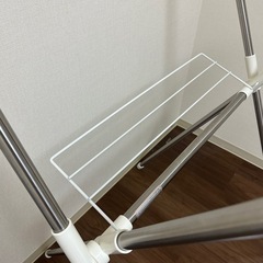 【ニトリ】洗濯物干し竿x型部屋干し用の画像