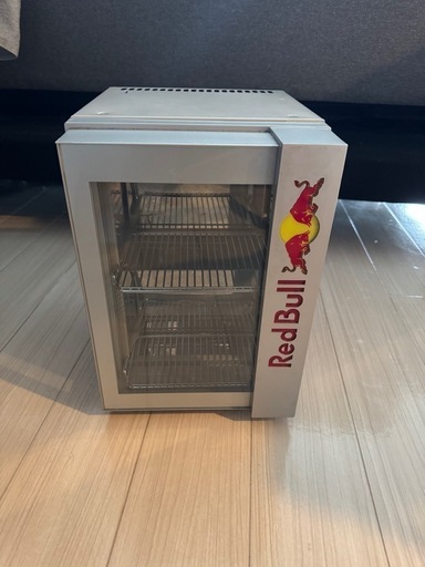 レッドブル　冷蔵庫