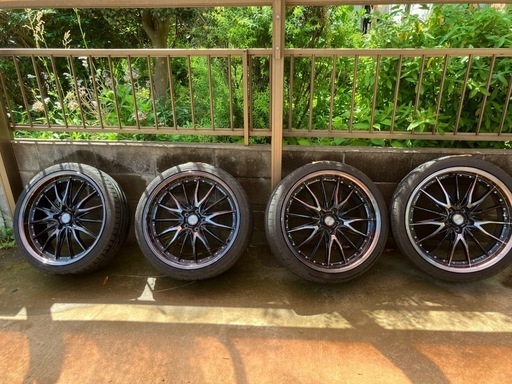 アルミホイール　　タイヤ付き　21インチ