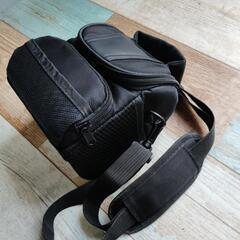 【極美品】小型カメラバッグ3点の画像