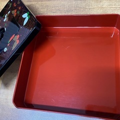 二段重ねお重　取り皿五枚付き 　寿司桶の画像