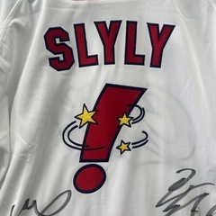 カープ スライリー