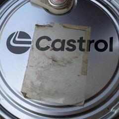 エンジンオイル　カストロールの画像