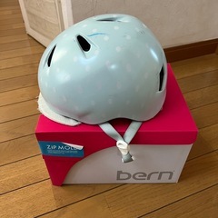 【中古】bern 子供用　ヘルメットの画像