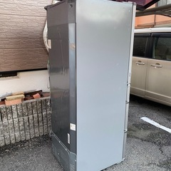 冷蔵庫 SHARP 2010の画像