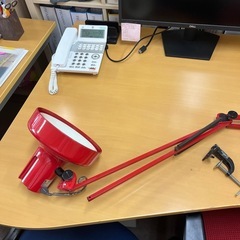 ジャンク　白熱橙照明器具/可動式電気スタンド/デスクスタンド/ビンテージ/昭和/レトロ
