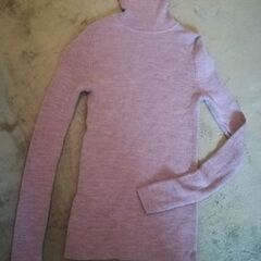 🟤UNIQLO🟡ウール100%🟤薄手タートルニット🟡Sサイズ🟤の画像