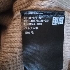 🟤UNIQLO🟡ウール100%🟤薄手タートルニット🟡Sサイズ🟤の画像