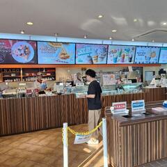 一緒にBlue Sealアイスを食べませんか？ - 名護市