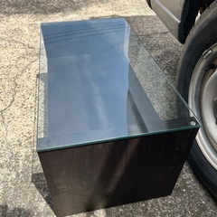 ガラス天板センターテーブルの画像