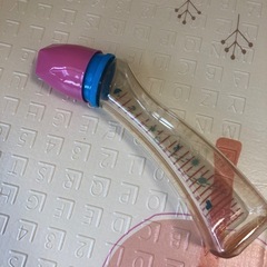 ベッタの哺乳瓶、めん用カッターの画像