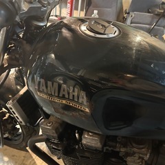 xjr400 4HM 現在不動です！エンジン、ホイール塗りたての画像