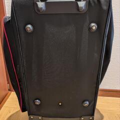 コールマン（Coleman）ボストン型のキャリーケースの画像