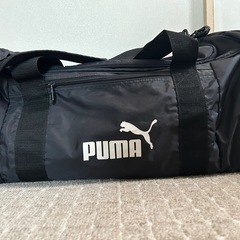 PUMAのバッグ