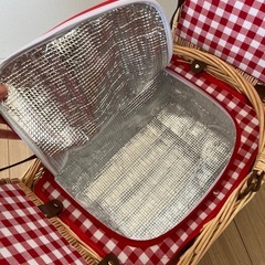 ピクニックバスケット　カゴの画像