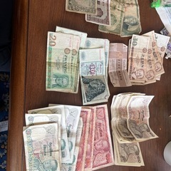 4カ国お金