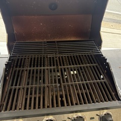 再値下げ　Char-Broil 4バーナー+サイドコンロ付き　バーベキューグリルの画像
